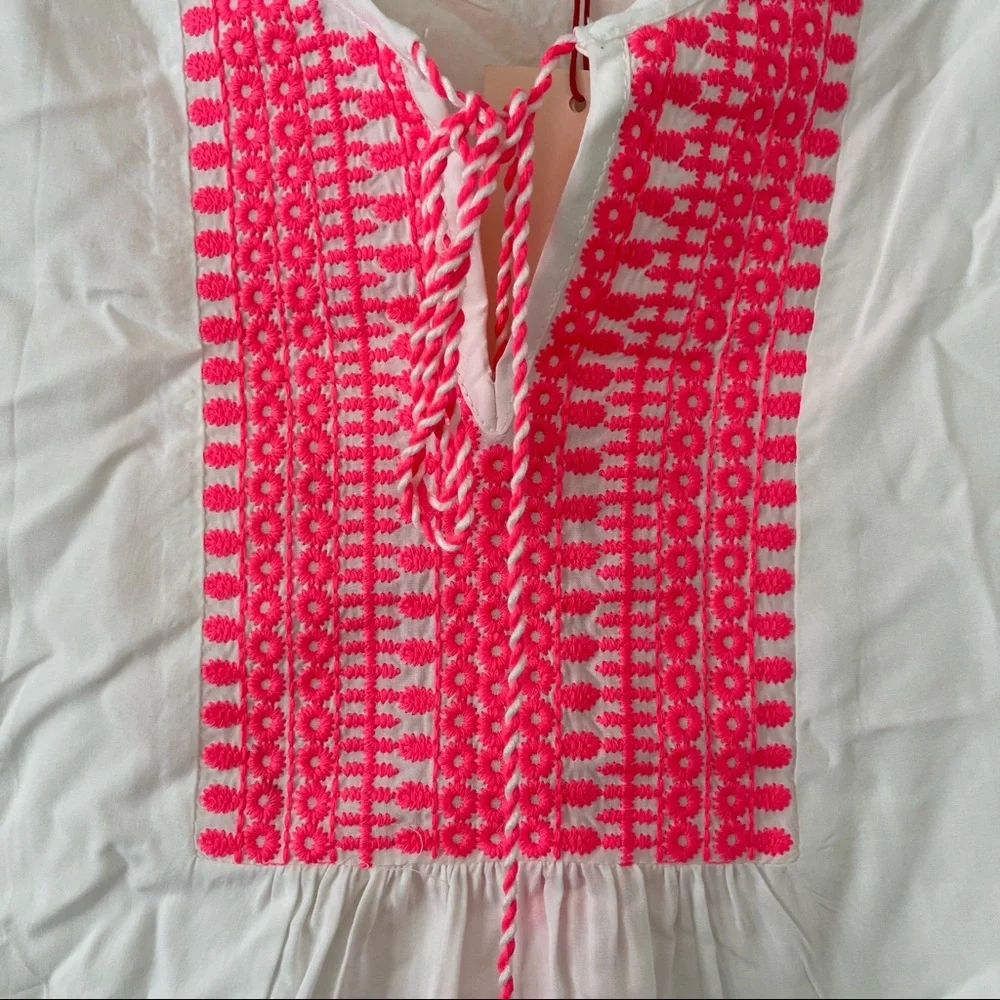 Embroidered top - Picture 2 of 4
